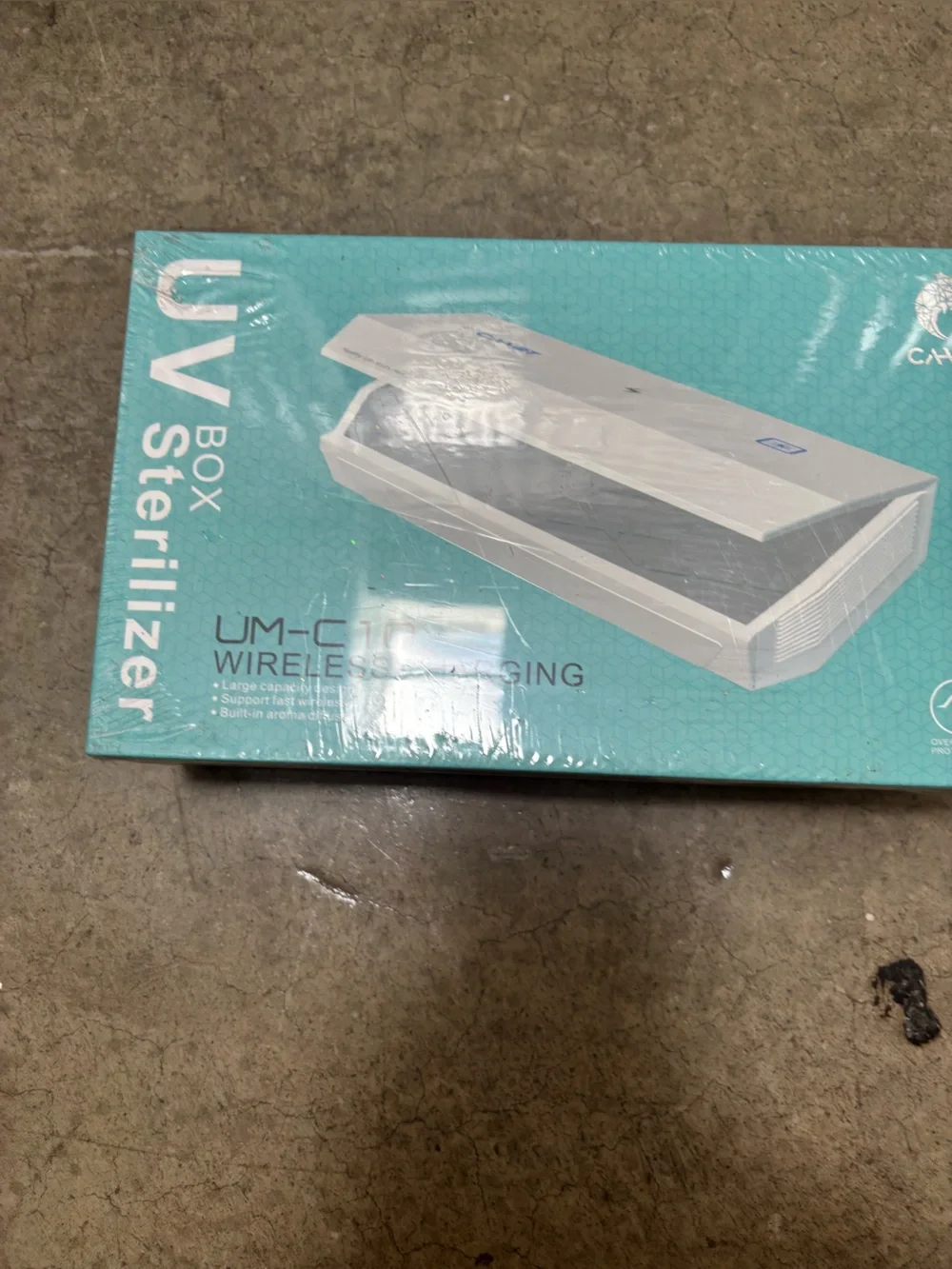 White UV Box Sterilizer with Wireless Charging